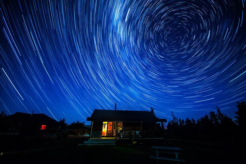 Kepler Oaks Chalet Te Anau Exterior photo
